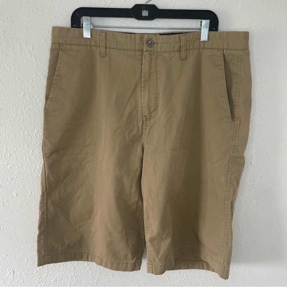 ⭐️Volcom‎ Stone Tan Corpo Class chino Shorts